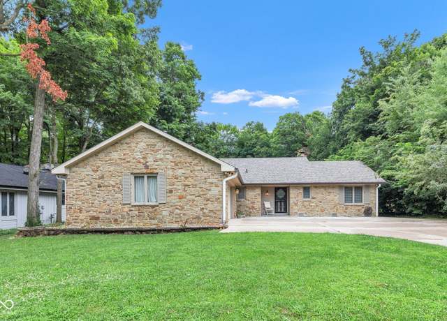 Property at 425 Beech Park Dr, Greenwood, IN 46142, 2 beds, 2 baths