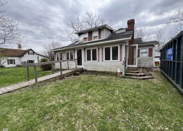 Property at 805 W 3rd St, Alexandria, IN 46001, 2 beds, 1.5 baths