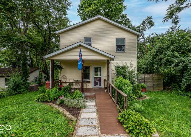 Property at 724 N Lindbergh Dr, Bloomington, IN 47404, 3 beds, 1.5 baths