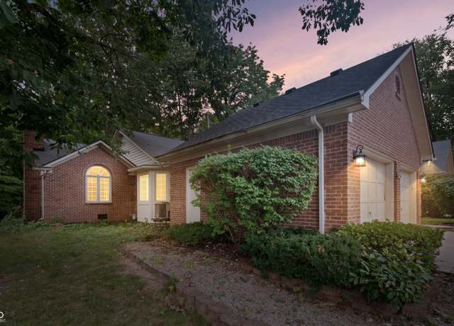 Property at 9214 W Point Dr, Indianapolis, IN 46268, 2 beds, 2 baths