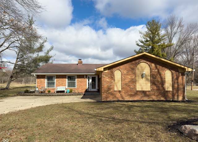 Property at 3699 Lisa Ln, Plainfield, IN 46168, 3 beds, 2 baths