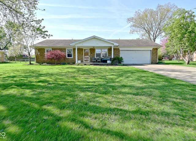Property at 5693 W Walnut St, Greenwood, IN 46142, 3 beds, 1.5 baths