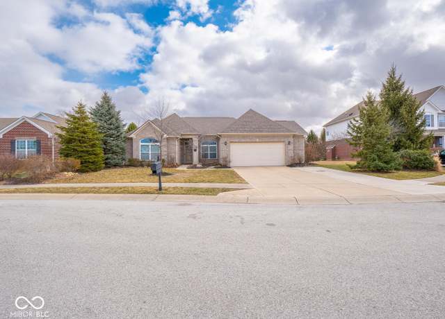 Property at 3791 Harveys Path, Greenwood, IN 46143, 3 beds, 2 baths