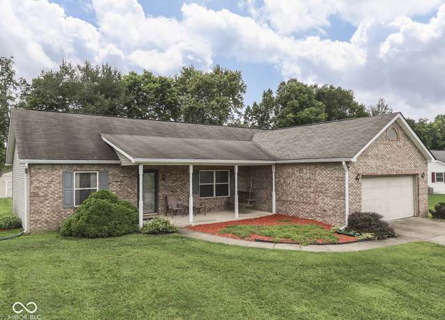 Property at 2665 E Annily Ct, Martinsville, IN 46151, 3 beds, 2 baths
