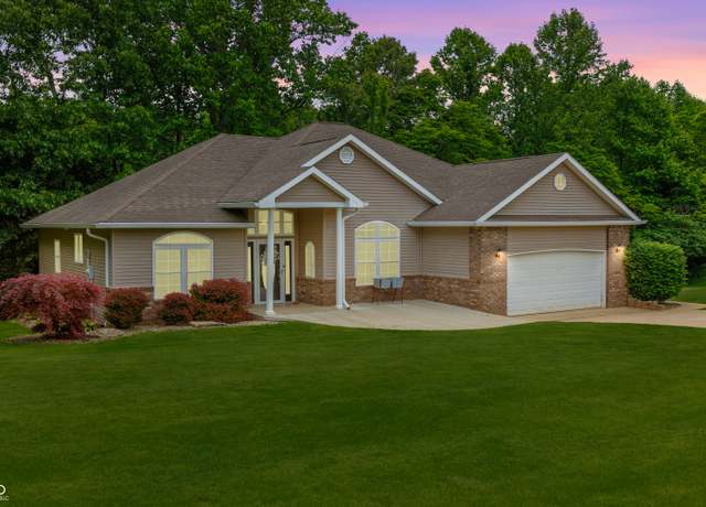 Property at 435 Cedar View Ln, Bedford, IN 47421, 3 beds, 2 baths
