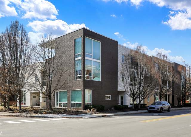 Property at 932 Broadway St #15, Indianapolis, IN 46202, 2 beds, 2 baths