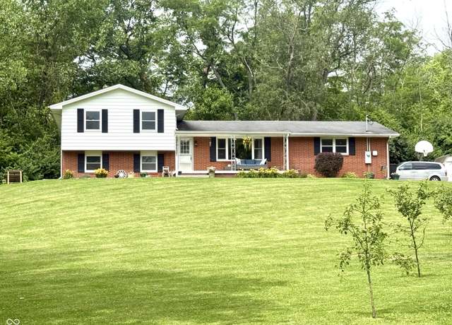 Property at 2615 Alexandria Pike, Anderson, IN 46012, 3 beds, 2.5 baths