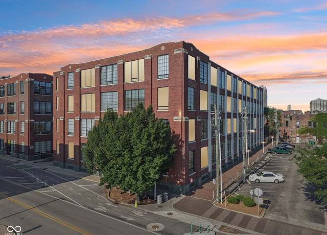 Property at 624 E Walnut St #21, Indianapolis, IN 46204, 2 beds, 2 baths