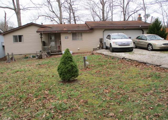 Property at 8 Lake Hart, Mooresville, IN 46158, 3 beds, 2 baths