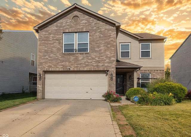Property at 6608 Sonesta Dr, Indianapolis, IN 46217, 4 beds, 2.5 baths