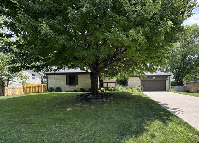 Property at 11 N Restin Rd, Greenwood, IN 46142, 4 beds, 3 baths