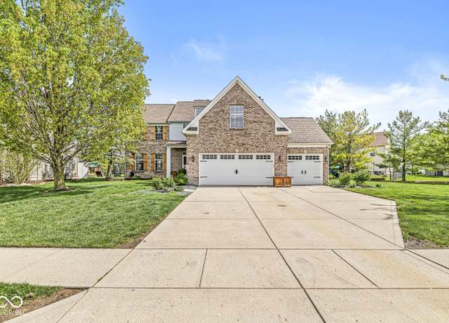 Property at 6758 Woodcliff Cir, Zionsville, IN 46077, 5 beds, 3.5 baths