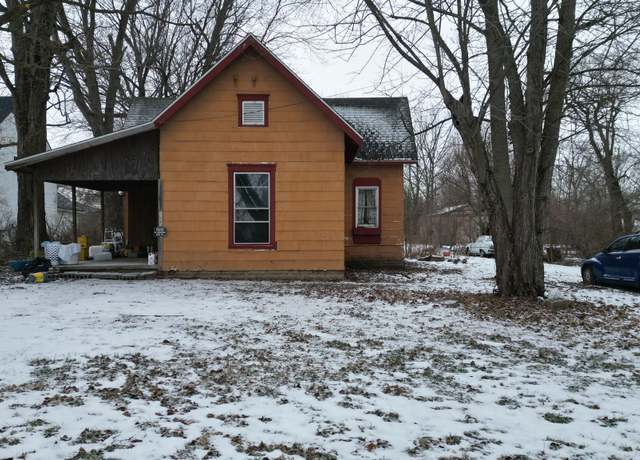Property at 1621 Indiana Ave, Anderson, IN 46012, 2 beds, 1 bath