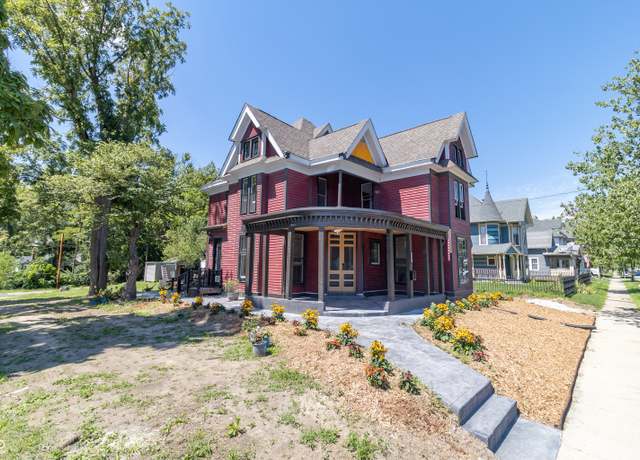 Property at 404 N State St, Greenfield, IN 46140, 4 beds, 2 baths