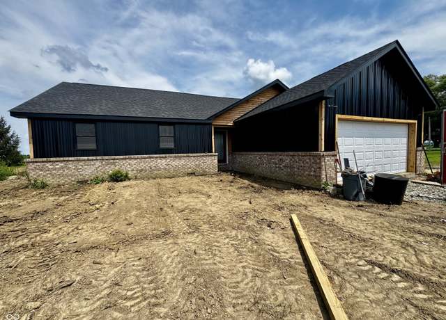 Property at 322 E 900 S, Ladoga, IN 47954, 3 beds, 2 baths