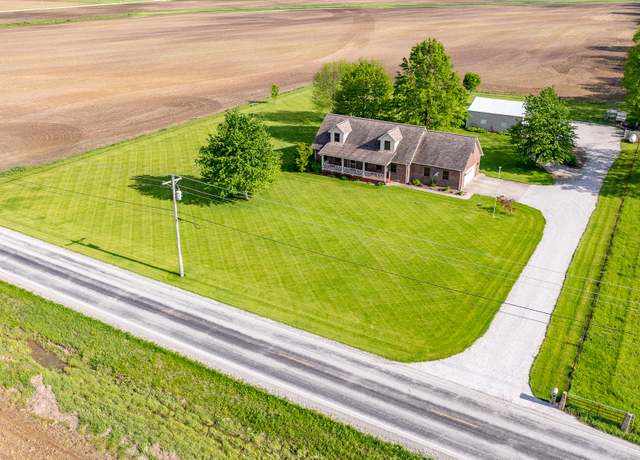 Property at 2221 W County Road 500 N, Danville, IN 46122, 3 beds, 2.5 baths