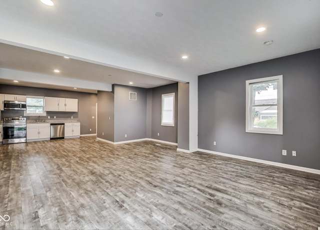 Property at 629 E 25th St, Indianapolis, IN 46205, 4 beds, 3.5 baths