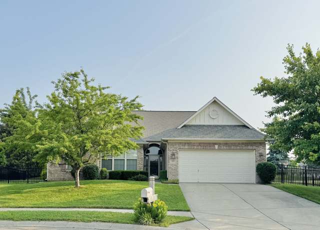 Property at 1176 Everton Ct, Greenwood, IN 46143, 3 beds, 2 baths