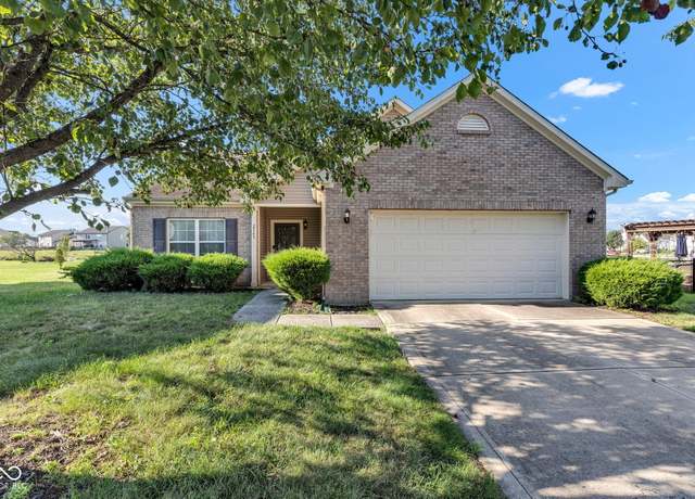 Property at 2349 Cole Wood Cir, Indianapolis, IN 46239, 3 beds, 2 baths