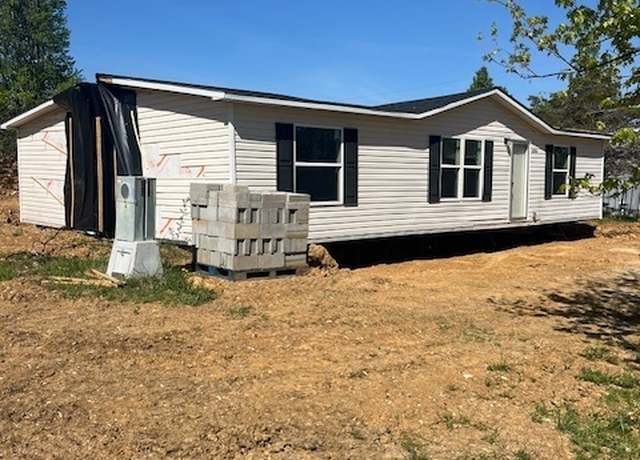 Property at 3409 Rothshire Cir, North Vernon, IN 47265, 3 beds, 2 baths