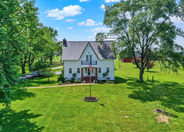 Property at 1926 S Jackson St, Frankfort, IN 46041, 4 beds, 2.5 baths