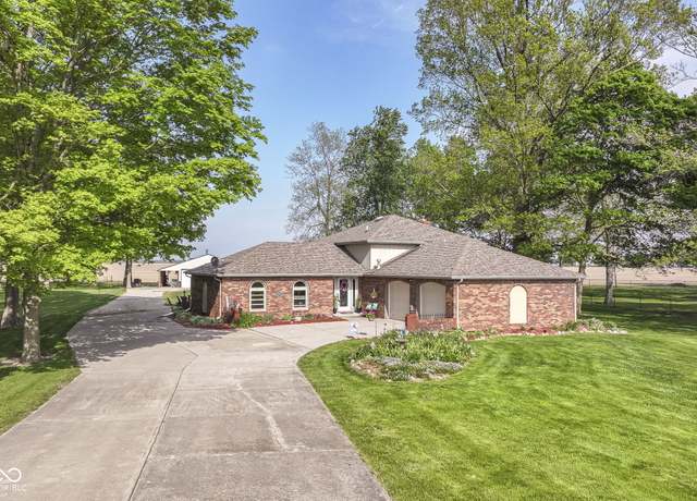 Property at 9724 N County Road 800 W, Daleville, IN 47334, 3 beds, 2 baths