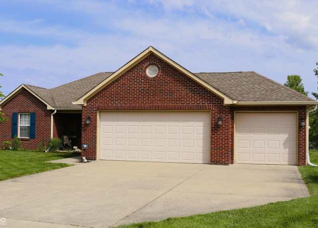 Property at 994 Young's Creek Dr, Franklin, IN 46131, 3 beds, 2 baths