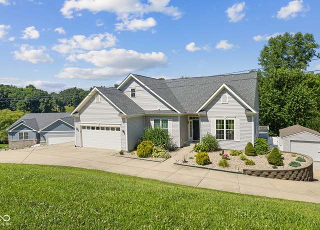 Property at 1992 S Painted Hills Ct, Martinsville, IN 46151, 5 beds, 3.5 baths