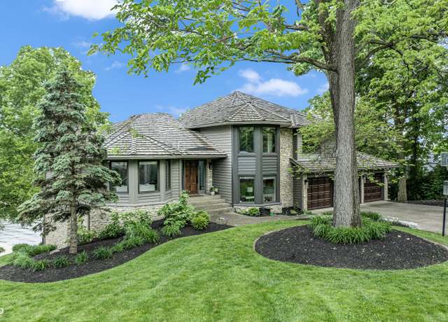 Property at 11941 Sand Dollar Cir, Indianapolis, IN 46256, 4 beds, 3.5 baths