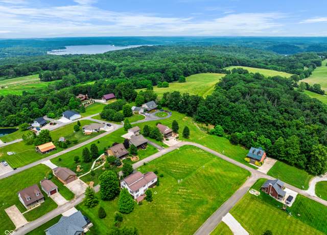 Property at 8814 W Meadows Dr, Eckerty, IN 47116, 3 beds, 2.5 baths