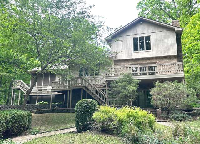 Property at 1530 W Forest Rd, Crawfordsville, IN 47933, 4 beds, 3 baths