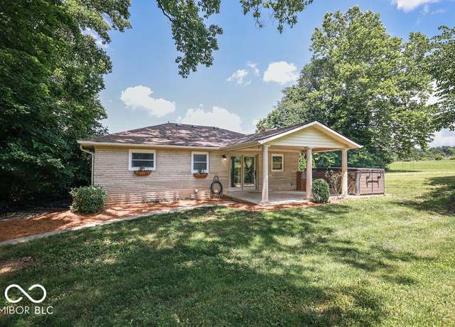 Property at 7935 W Ratliff Rd, Bloomington, IN 47404, 3 beds, 1 bath