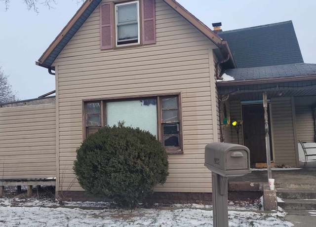 Property at 1508 N Morrison St, Kokomo, IN 46901, 3 beds, 2 baths