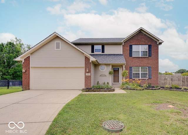 Property at 3902 Jekyll Ct, Indianapolis, IN 46237, 3 beds, 2.5 baths