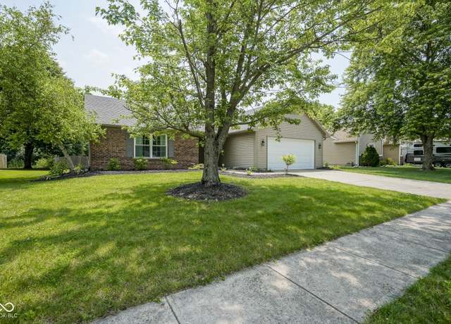 Property at 8391 Inland Dr, Avon, IN 46123, 3 beds, 2 baths