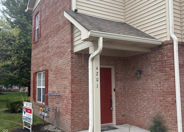 Property at 4201 Washington Blvd, Plainfield, IN 46168, 3 beds, 2.5 baths
