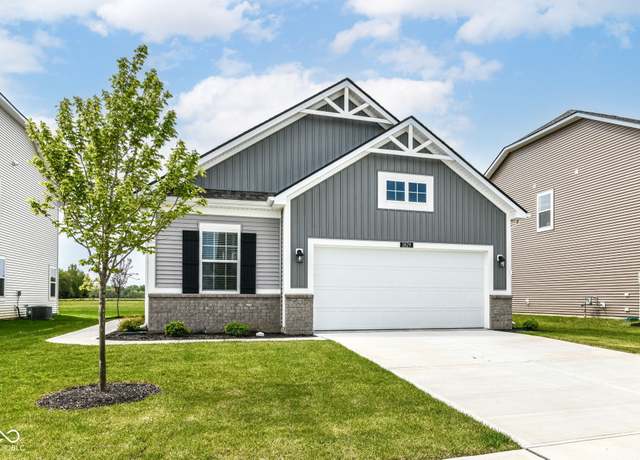 Property at 1829 James Pierce Dr, Shelbyville, IN 46176, 3 beds, 2 baths