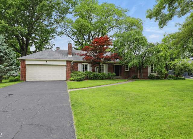 Property at 8752 Washington Blvd Dr E, Indianapolis, IN 46240, 3 beds, 2.5 baths