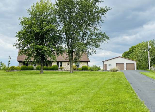 Property at 3925 S Flatrock River Rd, Rushville, IN 46173, 3 beds, 2 baths
