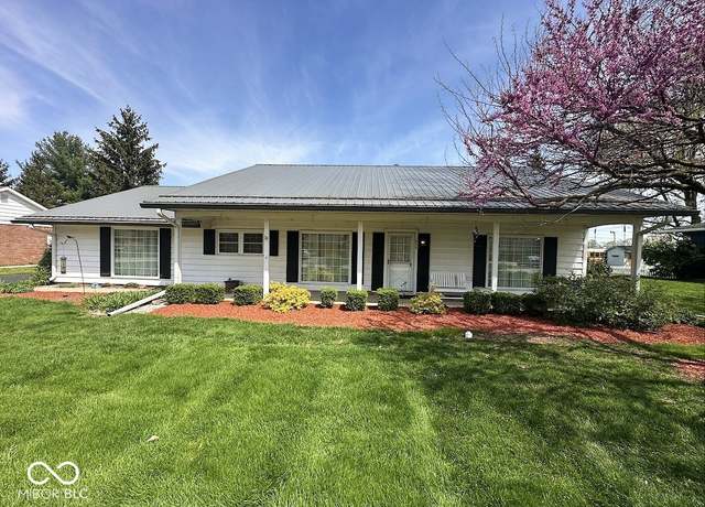 Property at 1406 Durham Dr, Crawfordsville, IN 47933, 3 beds, 2.5 baths