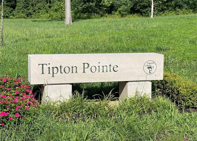 Property at 1937 Tipton Pointe Ct, Columbus, IN 47201