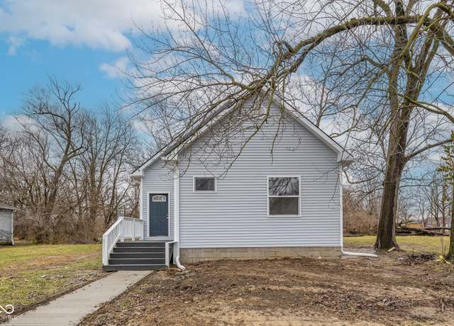 Property at 2709 Station St, Indianapolis, IN 46218, 3 beds, 2 baths