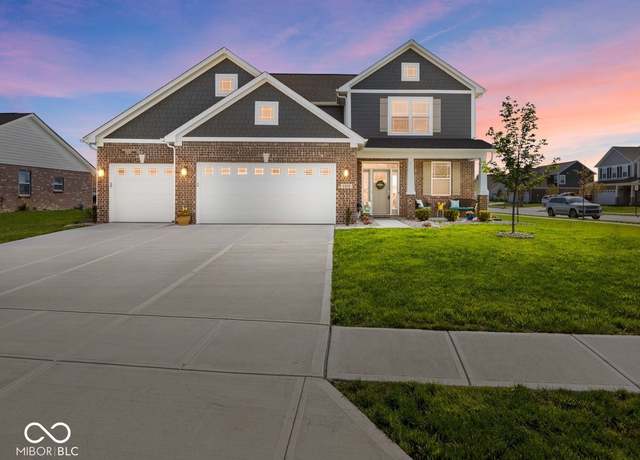 Property at 1305 Bontrager Ln, Shelbyville, IN 46176, 4 beds, 2.5 baths
