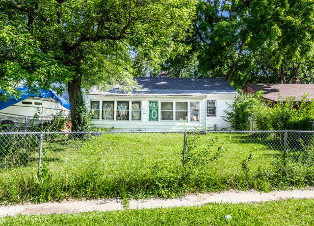 Property at 6120 E 24th St, Indianapolis, IN 46219, 3 beds, 1 bath