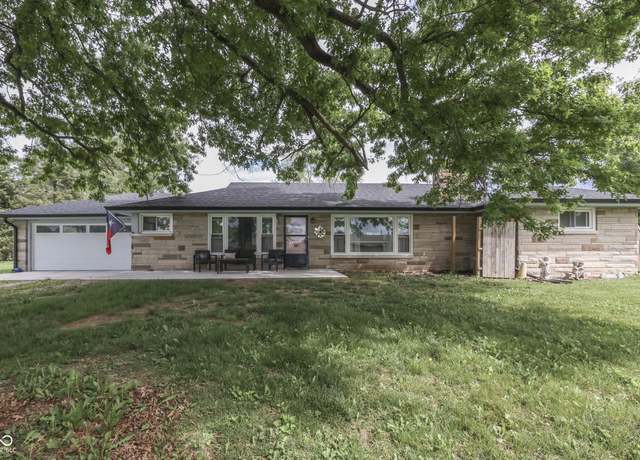 Property at 1459 S Josephine St, Martinsville, IN 46151, 3 beds, 1.5 baths