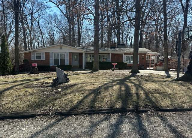 Property at 28 Cambridge Ct, Anderson, IN 46012, 3 beds, 2 baths