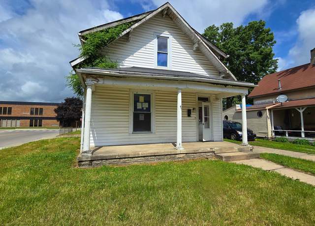 Property at 310 S Pleasant St, Edinburgh, IN 46124, 2 beds, 1.5 baths