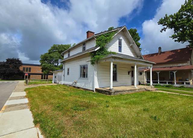 Property at 310 S Pleasant St, Edinburgh, IN 46124, 2 beds, 1.5 baths