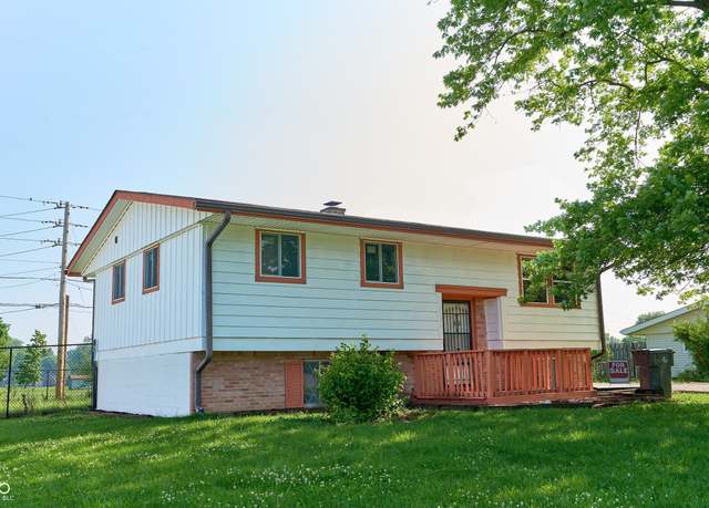 Property at 2606 Shakespeare Dr, Southport, IN 46227, 3 beds, 2 baths