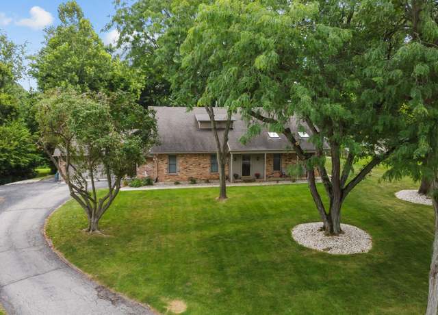 Property at 5500 Princeton Dr, Kokomo, IN 46902, 4 beds, 3 baths